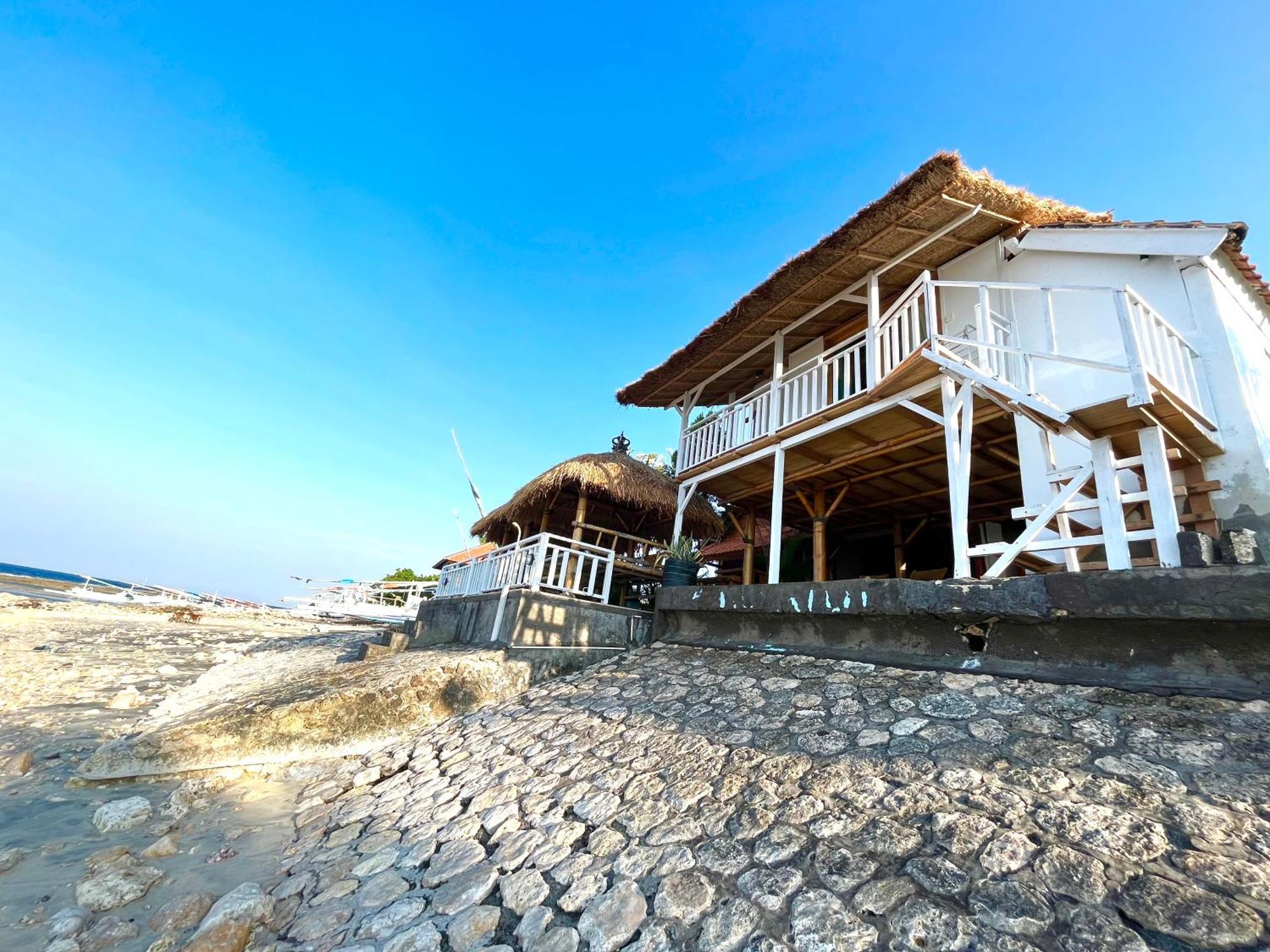 Coastal Inn Batununggul Dış mekan fotoğraf